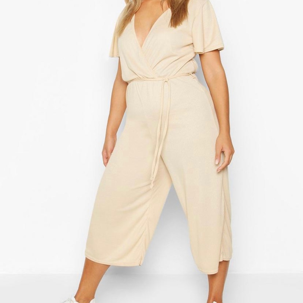 Plus size jump suit